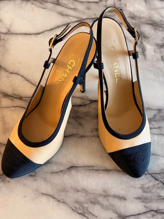 CHANEL Shoes - CHANEL Black and Beige Two-Tone Slingback Pumps